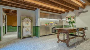 Tagiapiera Venetian Studio with Private Courtyard Renewed in 2021!